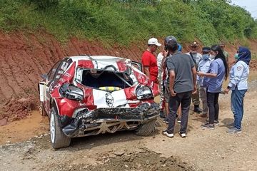 Ketua MPR Bambang Soesatyo crash sampai salto di Reli Meikarta, harga mobil balap milik Sean Gelael bisa untuk buka usaha pom bensin Pertamina.