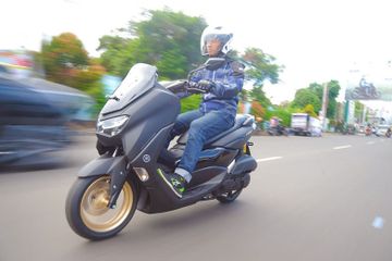 Tips mencegah overheat di Yamaha NMAX 2022 saat turing.