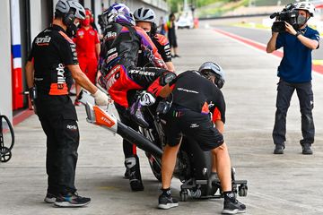 Jumlah lap di kelas Moto2 dan MotoGP Indonesia 2022 dikurangi gara-gara masalah aspal sirkuit Mandalika?