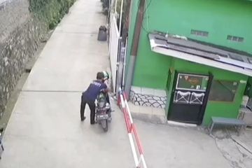 Motor Driver Ojol Raib Digondol Maling, Pelaku Nyamar Jadi Satpam ...