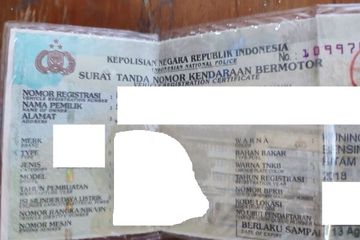 Foto ilustrasi STNK. Alasan enggak taat bayar pajak yang bisa membuat motor bodong, emang iya?