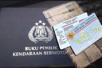 Foto ilustrasi BPKB, STNK, KTP sebagai syarat bayar pajak kendaraan, ada diskon hingga 40 persen di wilayah ini.