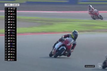 Pembalap Indonesia Kiandra Ramadhipa Kena Hukuman di Race 1 Asia ...