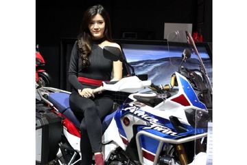 SPG Cantik dan Seksi di Gelaran Otomotif Ternyata Gajinya Segini ...