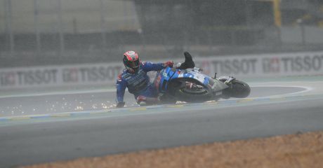 Alex Rins dan Joan Mir Terjatuh di MotoGP Prancis 2021, Bos Suzuki Komentar Begini