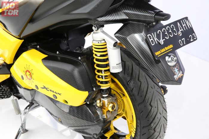 Begini Jadinya Kalau Fans Rossi Modifikasi  Yamaha XMAX 
