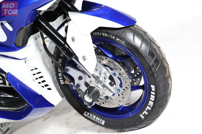 Punya Tampang Racy Swing Arm  Yamaha Aerox 155 Ini Bikin 