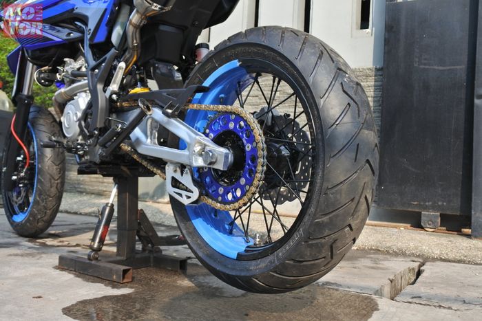 Keren Banget Modifikasi Yamaha WR 155R Supermoto Pakai Swing Arm