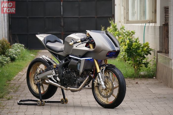 Honda CBR250RR neo cafe racer Lent Automodified