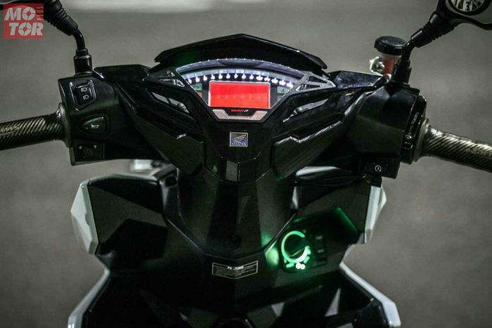 Modifikasi Honda Vario 150, Tampil Simple Tapi Banyak Part Aksesoris