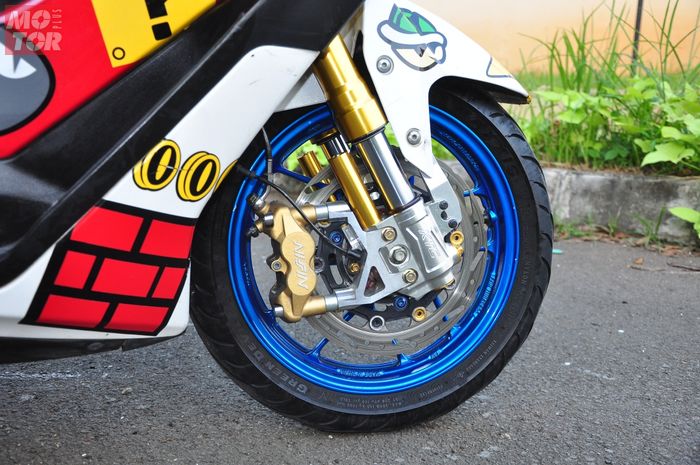 Modifikasi Yamaha NMAX Pakai Pelek Honda Vario, Banyak Manfaatnya