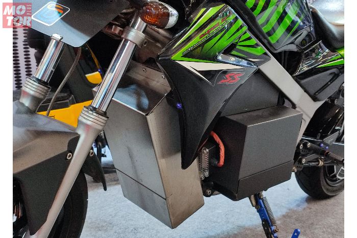Modifikasi Kawasaki Ninja 150 SS Dikonversi Jadi Motor Listrik, Kaki