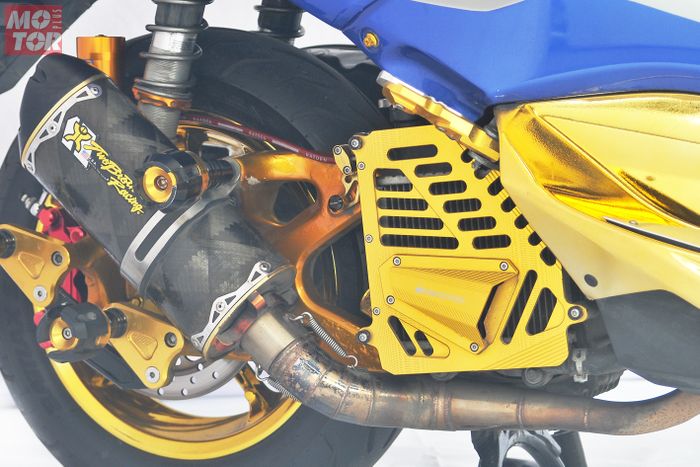 Keluar Dana Lebih Dari Rp 15 Juta Buat Modif Lampu Yamaha NMAX Ini