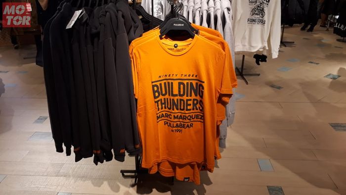 Marc marquez pull store and bear hoodie