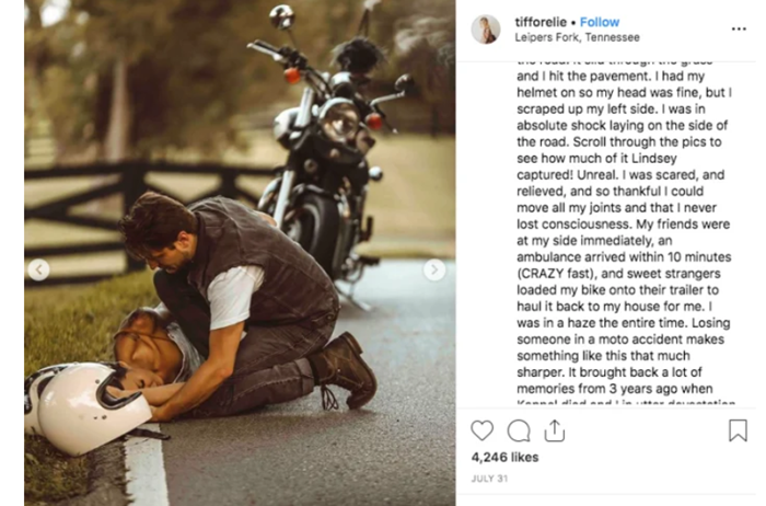 Saat kecelakaan, Mitchell ditolong pria tidak dikenal