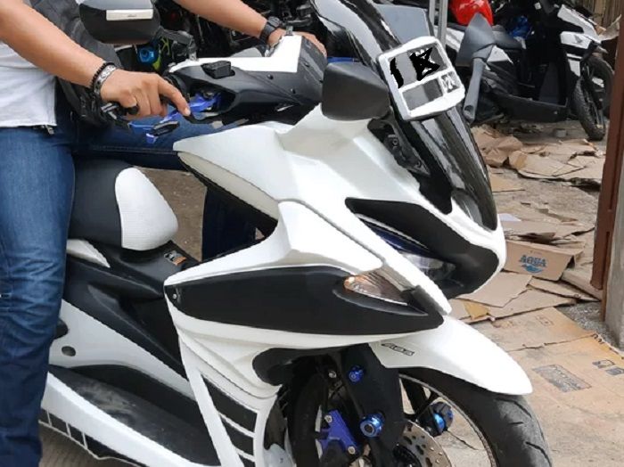 Paket bodi Predator Yamaha NMAX.