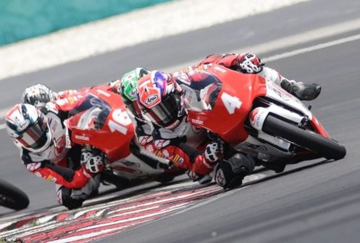 Afridza Munandar tewas setelah mengalami kecelakaan pada race 1 Idemitsu Asia Talent Cup 2019 di Malaysia