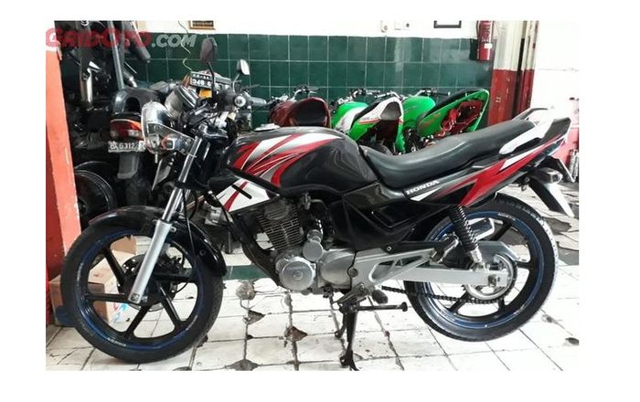 Perjalanan 26 Tahun Motor Honda Tiger Di Indonesia, Apa Saja Bedanya ...