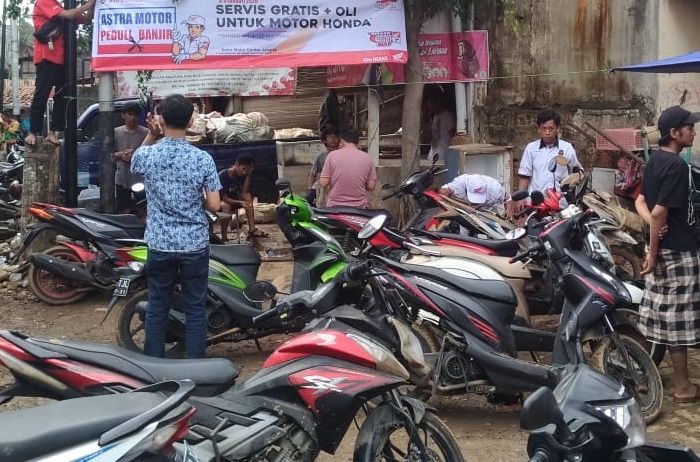 AHM Gelar Layanan Servis  Motor  Honda  Paska Banjir Lengkap 