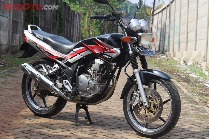 Yamaha Scorpio tengki kotak versi CBU 