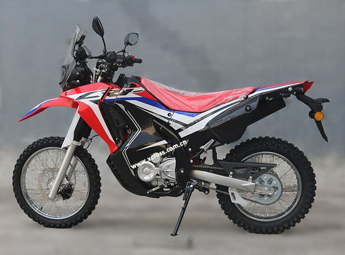Chongqin Xcross 250 dijual lebih murah dari All New Honda BeAT di Indonesia.