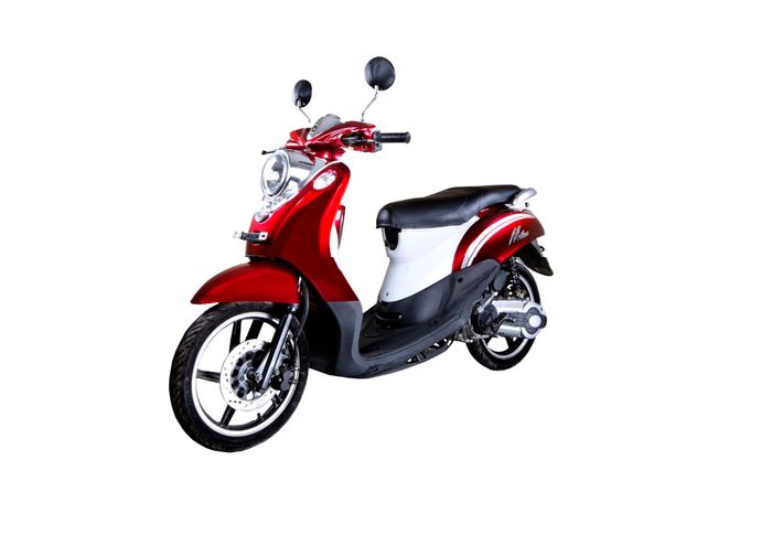 Dari mesinnya, motor matic ini memakai jeroan 125 cc SOHC 4-tak dengan silinder tunggal.