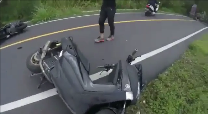 Oknum pemotor Yamaha NMAX yang ngebut di jalan raya
