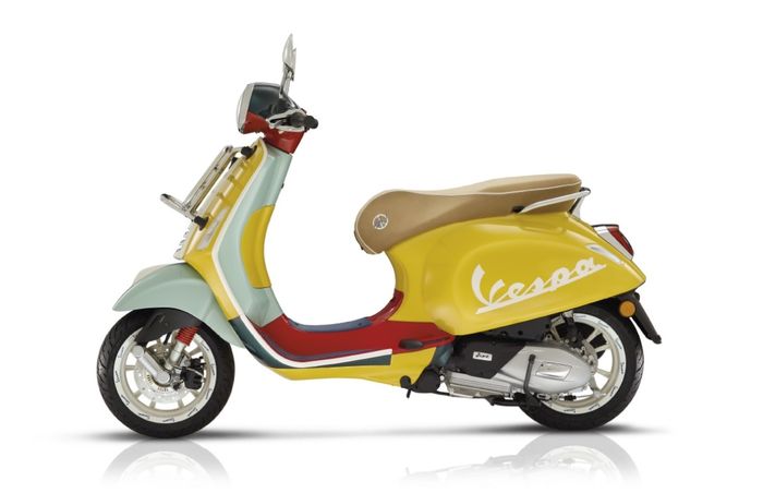 Limited Edition Vespa Primavera Sean 