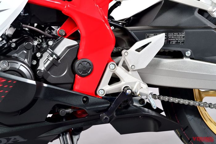 CBR250RR dilengkapi Quickshifter