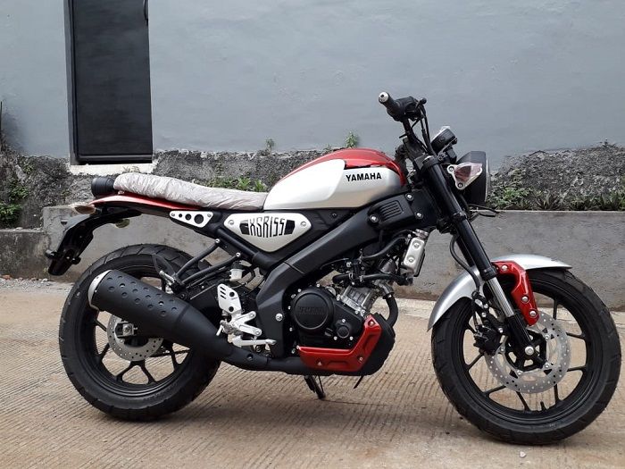 Yamaha XSR 155 custom painting garapan Sentral Motor