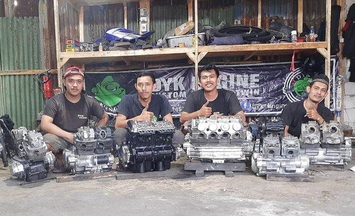 Keren, Perpaduan Modifikasi Mesin Yamaha V-Ixion dan Kawasaki Ninja 250