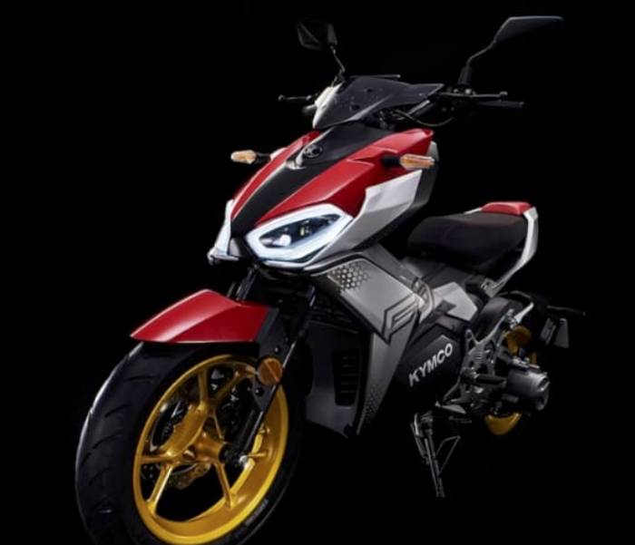 Bodinya mirip Yamaha Aerox155 motor matic listrik baru bergaya adventure siap mengaspal, harganya bikin penasaran.