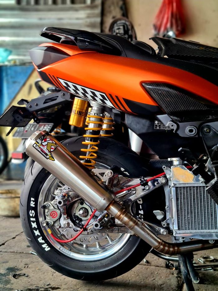 Modifikasi Motor Yamaha All New NMAX Pilih Konsep Daily Racing - Semua