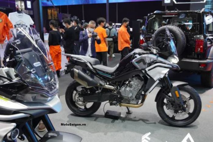 Motor Adventure Baru CFMoto 800MT 