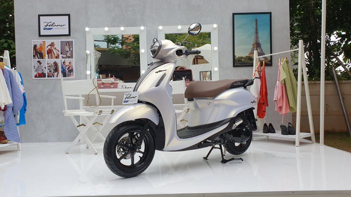 Aki Motor Yamaha Grand Filano Letaknya Di Sini, Kok Beda Dengan Yamaha