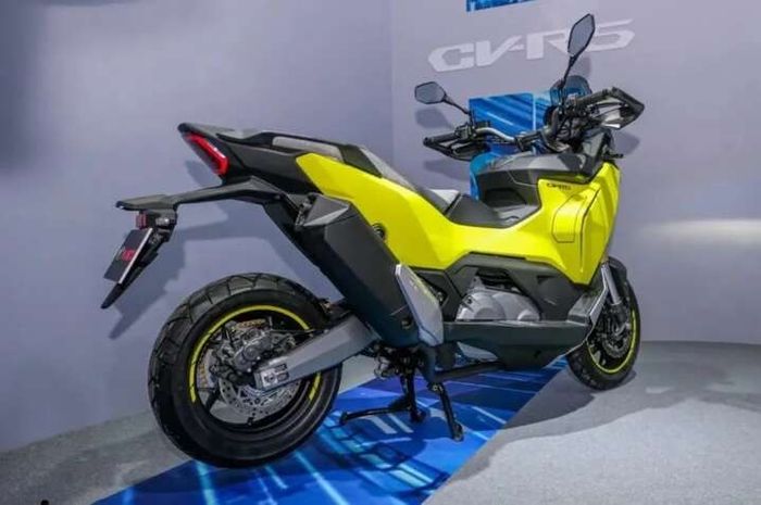 honda adv 400cc