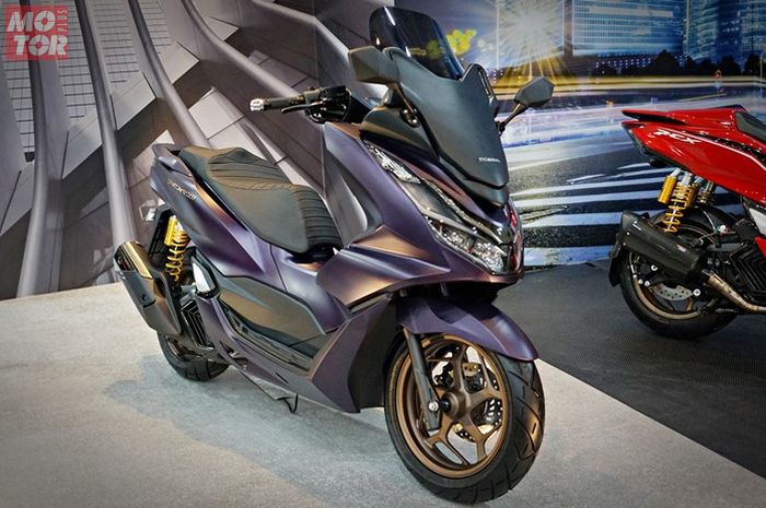 Honda Pcx 160 2021 Modifikasi Ala Forza 250 Spion Pindah Depan Semua Halaman Motorplus