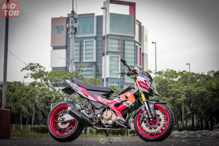 Demam Pasang Kaki Kaki Gambot Modifikasi Suzuki Satria F Sukses Tampil Garang Ala Moge Motorplus