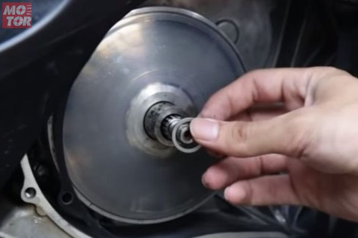 Tips Pasang Ring Ajaib, Bisa Bikin Akselerasi Yamaha NMAX 2022 Makin