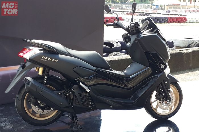 Bukan Hitam Ini Warna Paling Diburu Calon Pembeli Yamaha NMAX