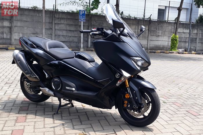 Yamaha TMAX DX Dengan Mesin 530 cc Ternyata Lebih Irit Dari Sport