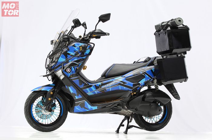  Yamaha  NMAX Tampil Beda Pakai Pelek Jari jari Teromolnya 
