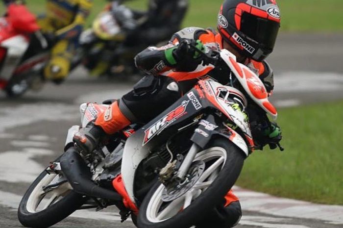 Modifikasi Satria 2 Tak Road Race - Proses Modif Jok Roadrace Satria 2