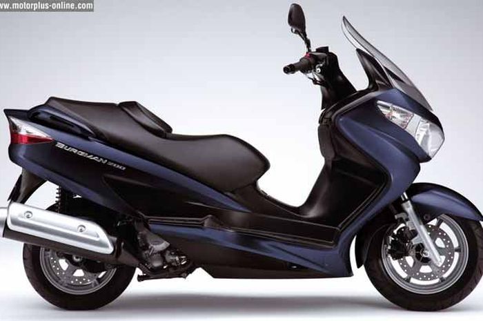 Gak Niru NMAX atau PCX Yang 150  CC  Matic  Suzuki  175 Atau 