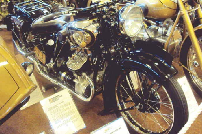 1949 E90 AJS Porcupine