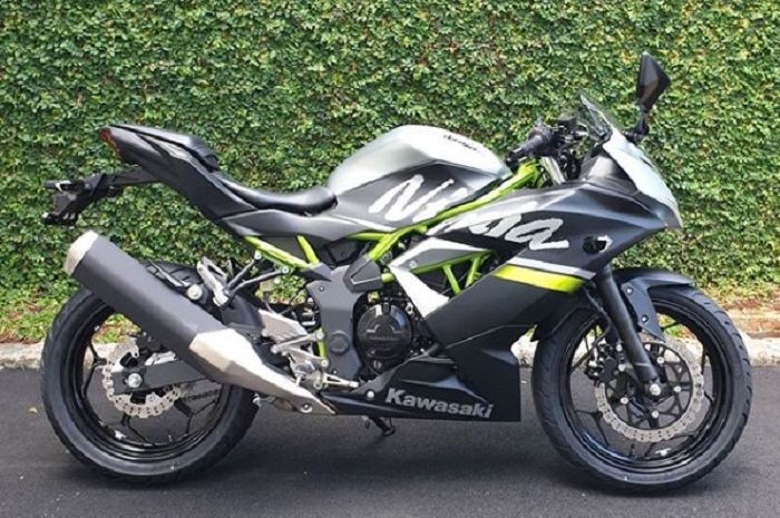 Bocor Harga Kawasaki Ninja 250SL Terbaru Dibanding 