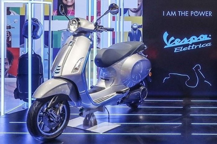  Kapan  Motor  Listrik  Vespa Elettrica Masuk Sini Ini 