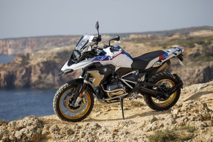 Bikin Melongo, Segini Harga Motor Touring Impian BMW R 1250 GS di ...