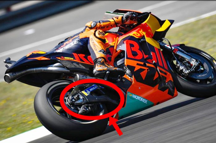 valentino rossi ktm