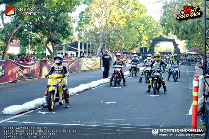 40 Koleski Terbaik Jual Stiker Sponsor Motor Road Race Sticker Fans